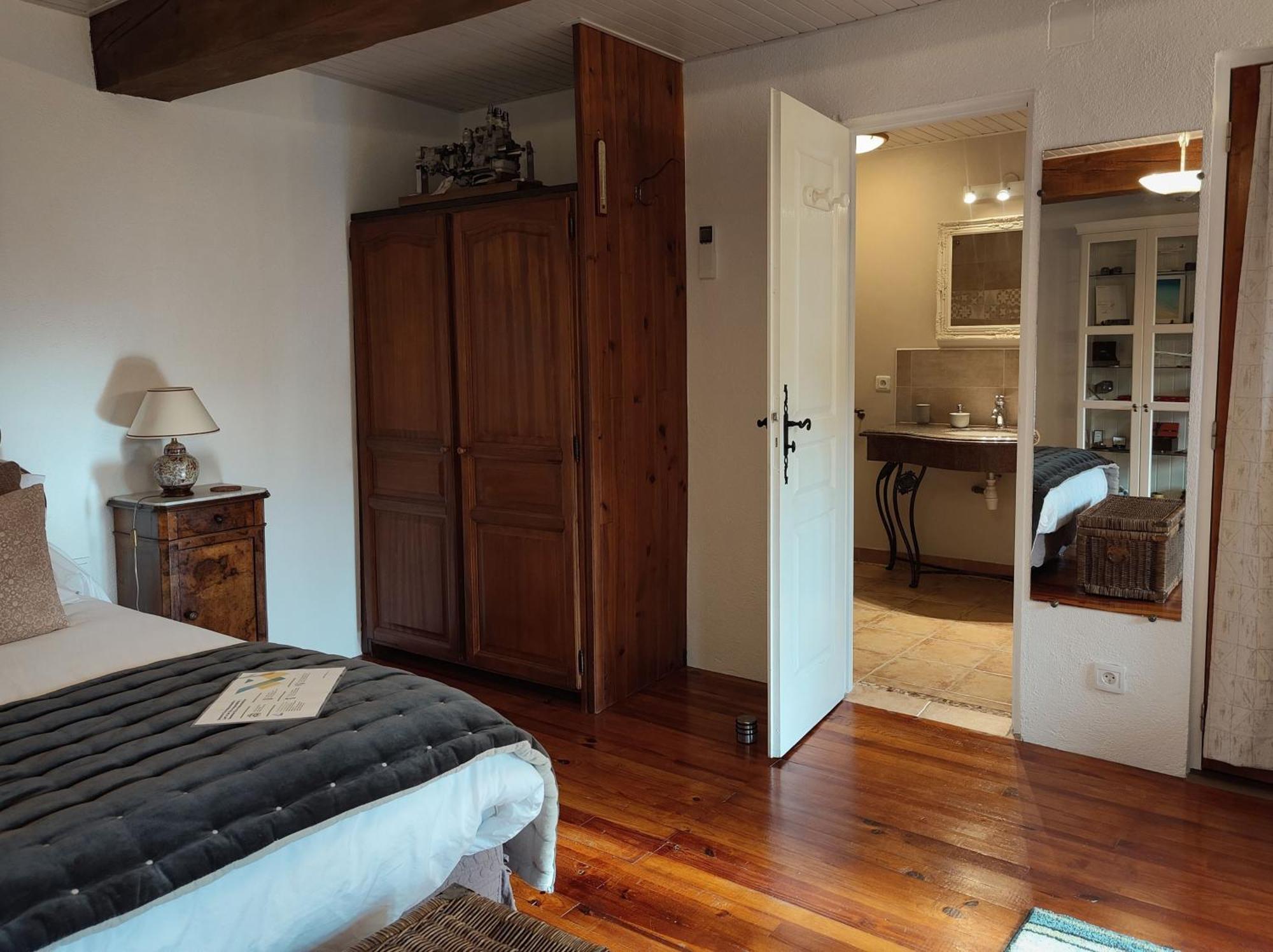 Mas Peu Del Causse Bed & Breakfast Thuir Oda fotoğraf