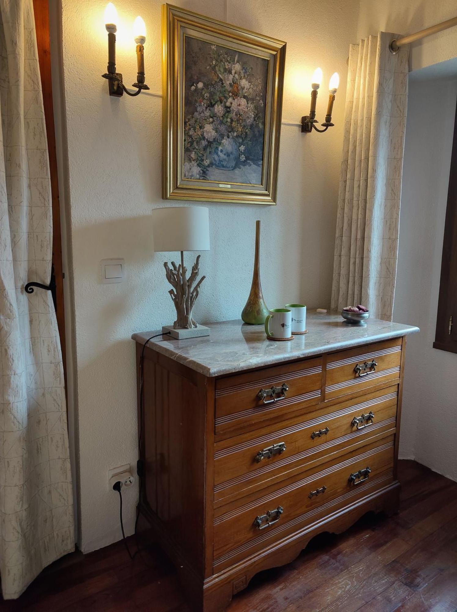 Mas Peu Del Causse Bed & Breakfast Thuir Oda fotoğraf