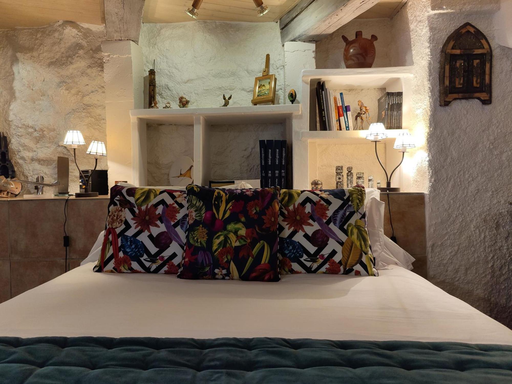 Mas Peu Del Causse Bed & Breakfast Thuir Oda fotoğraf